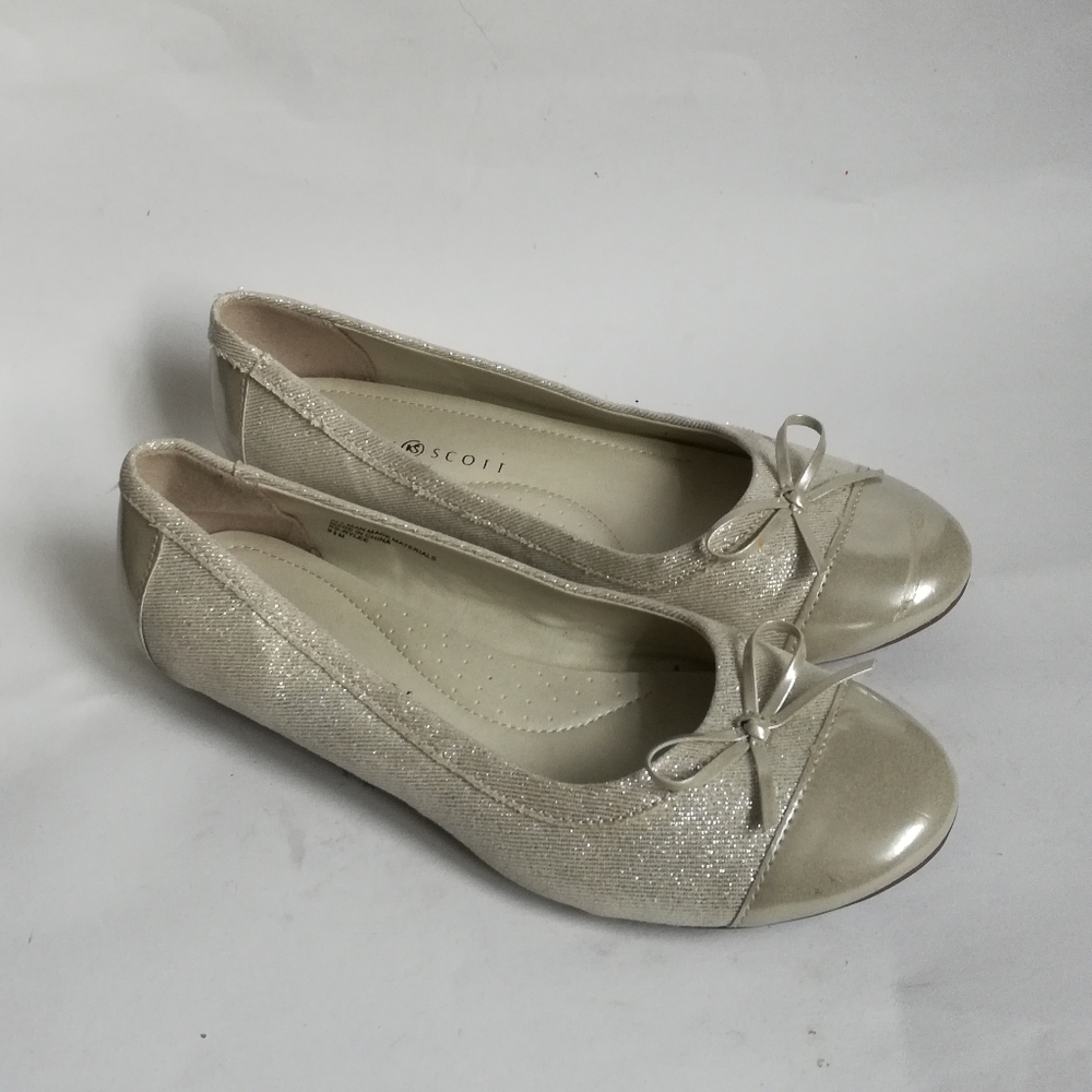 Karen Scott Rylee Sparkly Silver Ballet Flats